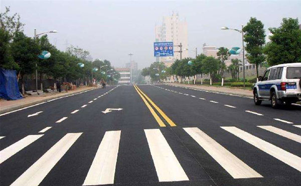 定西标线涂料在定西环氧地坪项目中的选择与应用